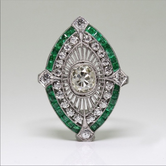 STUNNING LG sterling silver emerald statement ring - Picture 3 of 6